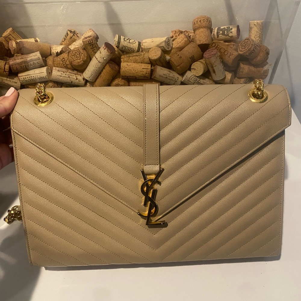 ENVELOPE LARGE BAG IN MIX MATELASSÉ GRAIN DE POUDRE EMBOSSED LEATHER